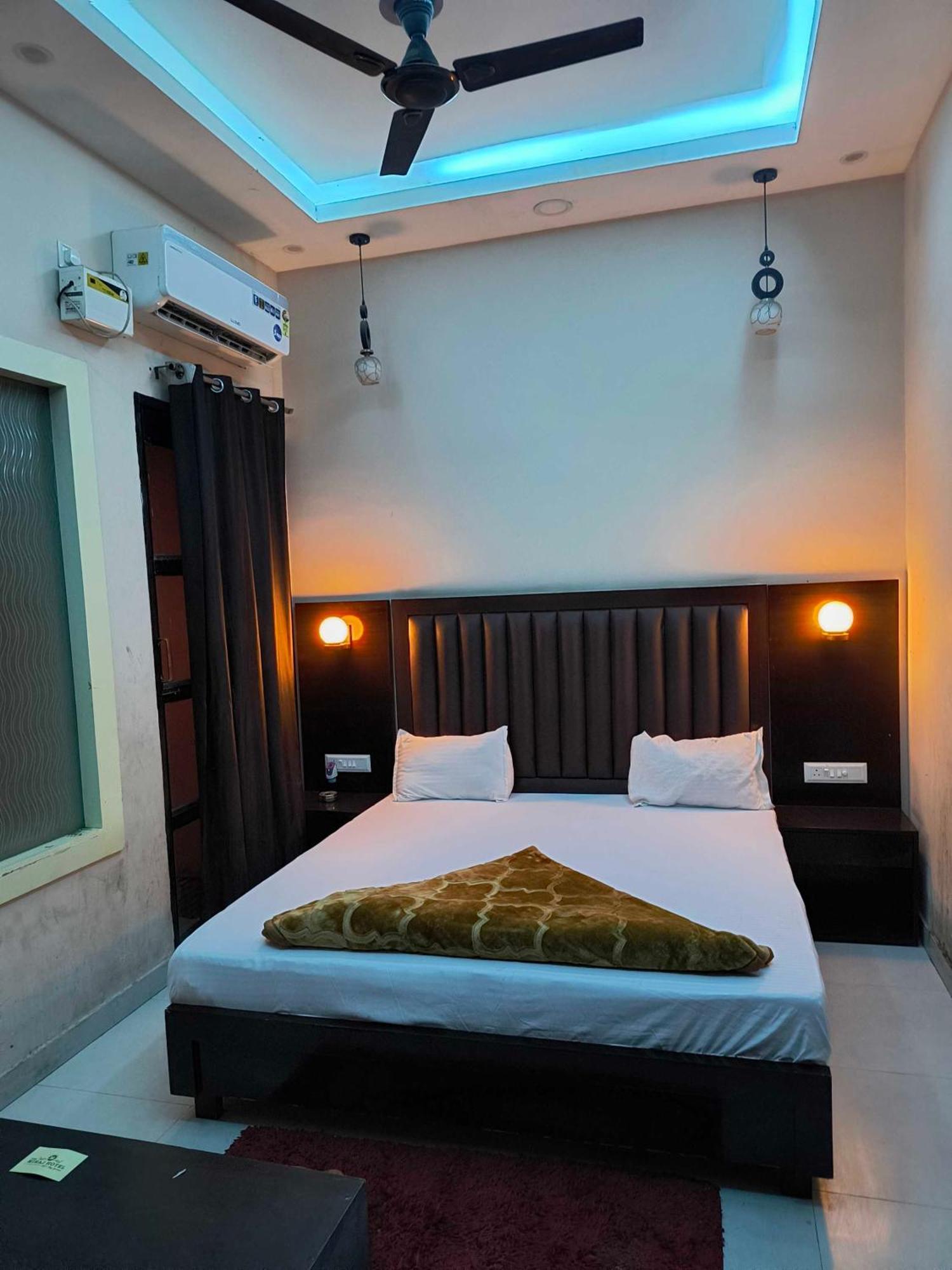 Hotel O The Miraj Sonipat Exterior foto