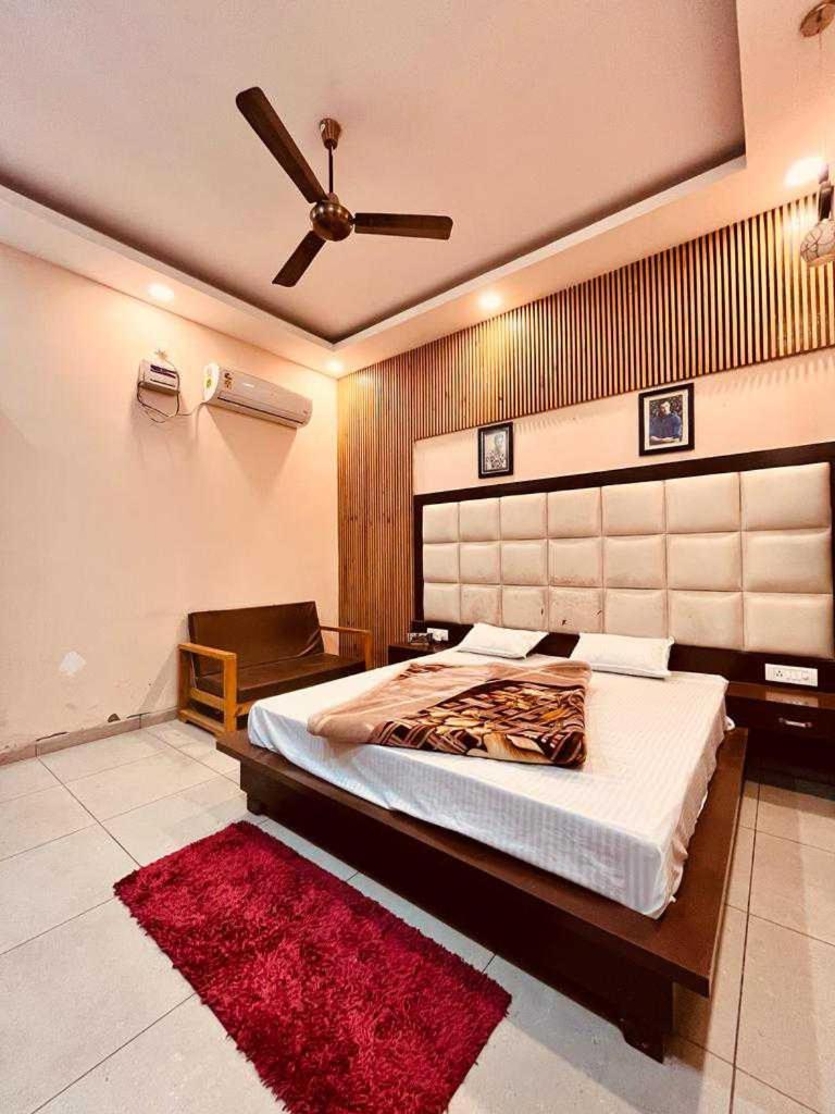 Hotel O The Miraj Sonipat Exterior foto